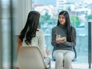Read more about the article Konsultasi Perempuan Makassar: Solusi Nyata untuk Masalah Rumah Tangga dan Kehidupan Sehari-hari