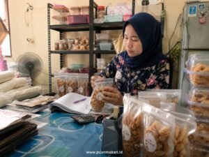 Read more about the article Pemberdayaan Ekonomi Perempuan di Makassar